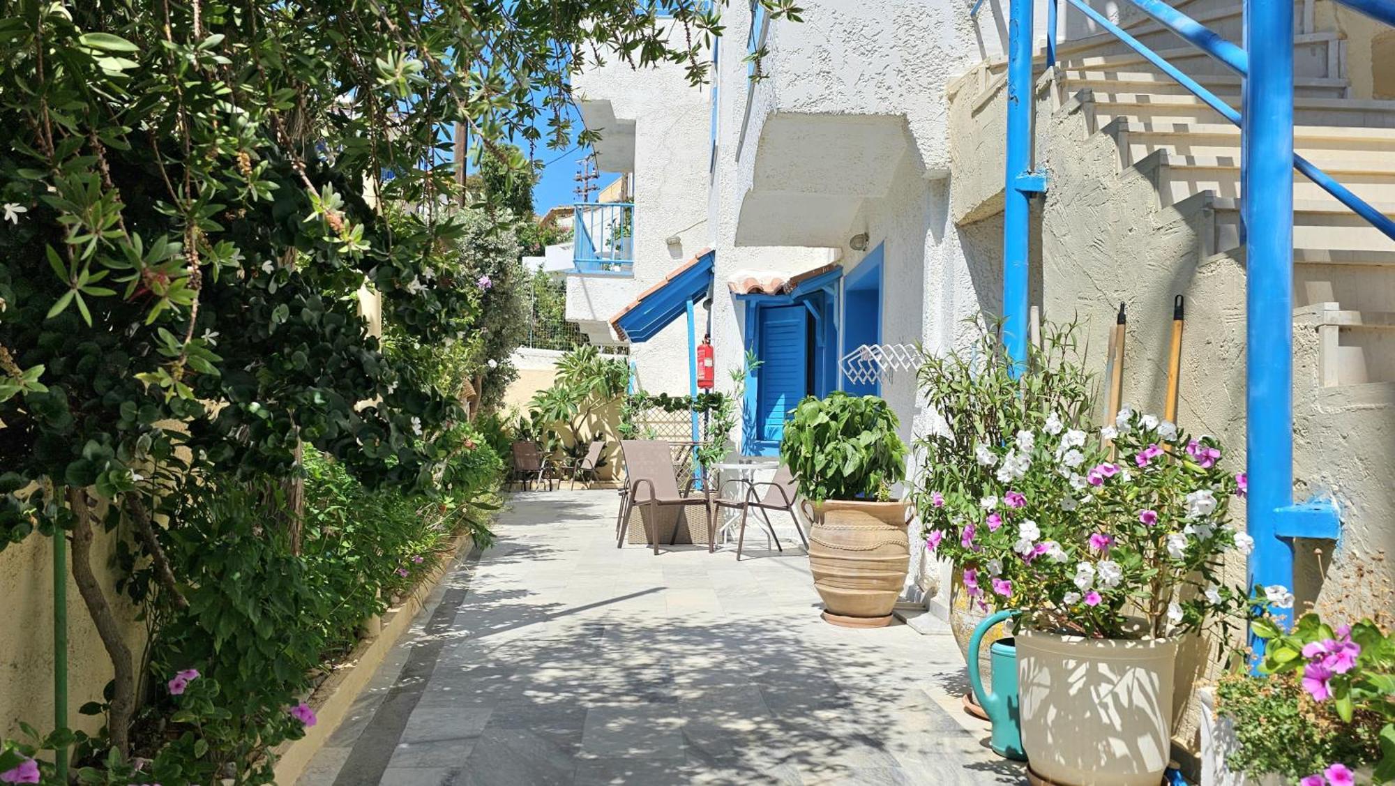 Michele Marie Apts Agia Pelagia  Exterior photo