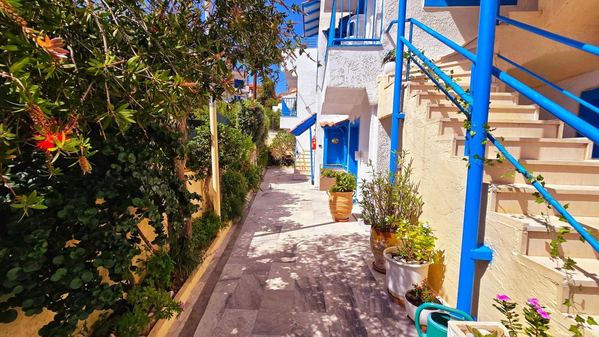 Michele Marie Apts Agia Pelagia  Exterior photo