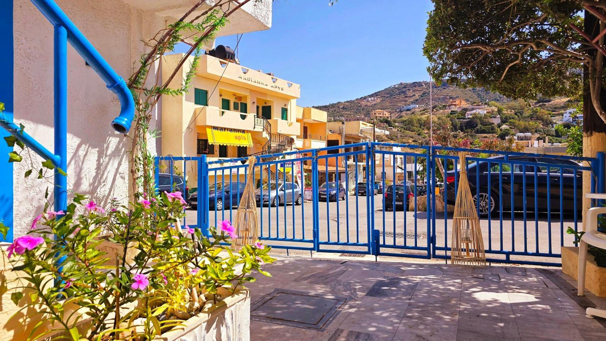 Michele Marie Apts Agia Pelagia  Exterior photo