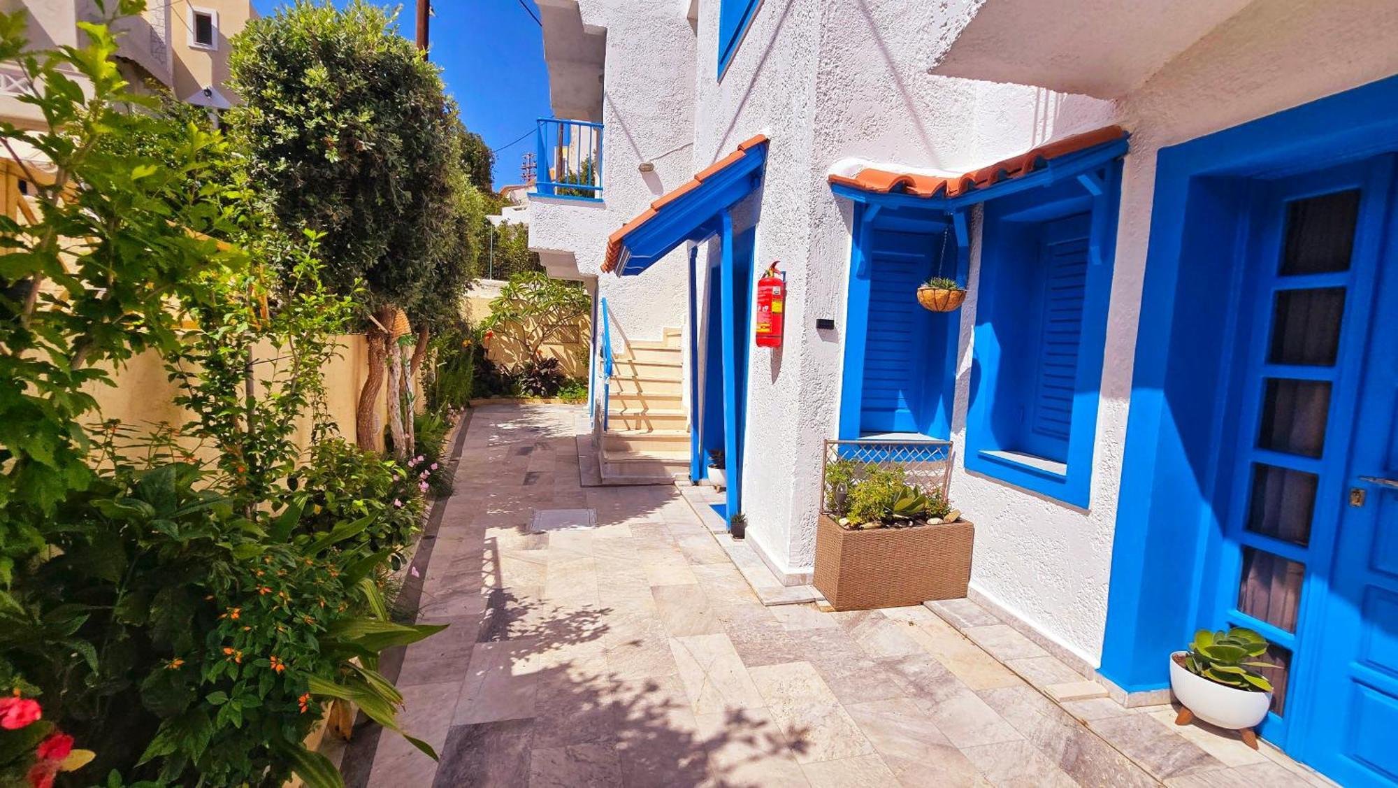Michele Marie Apts Agia Pelagia  Exterior photo