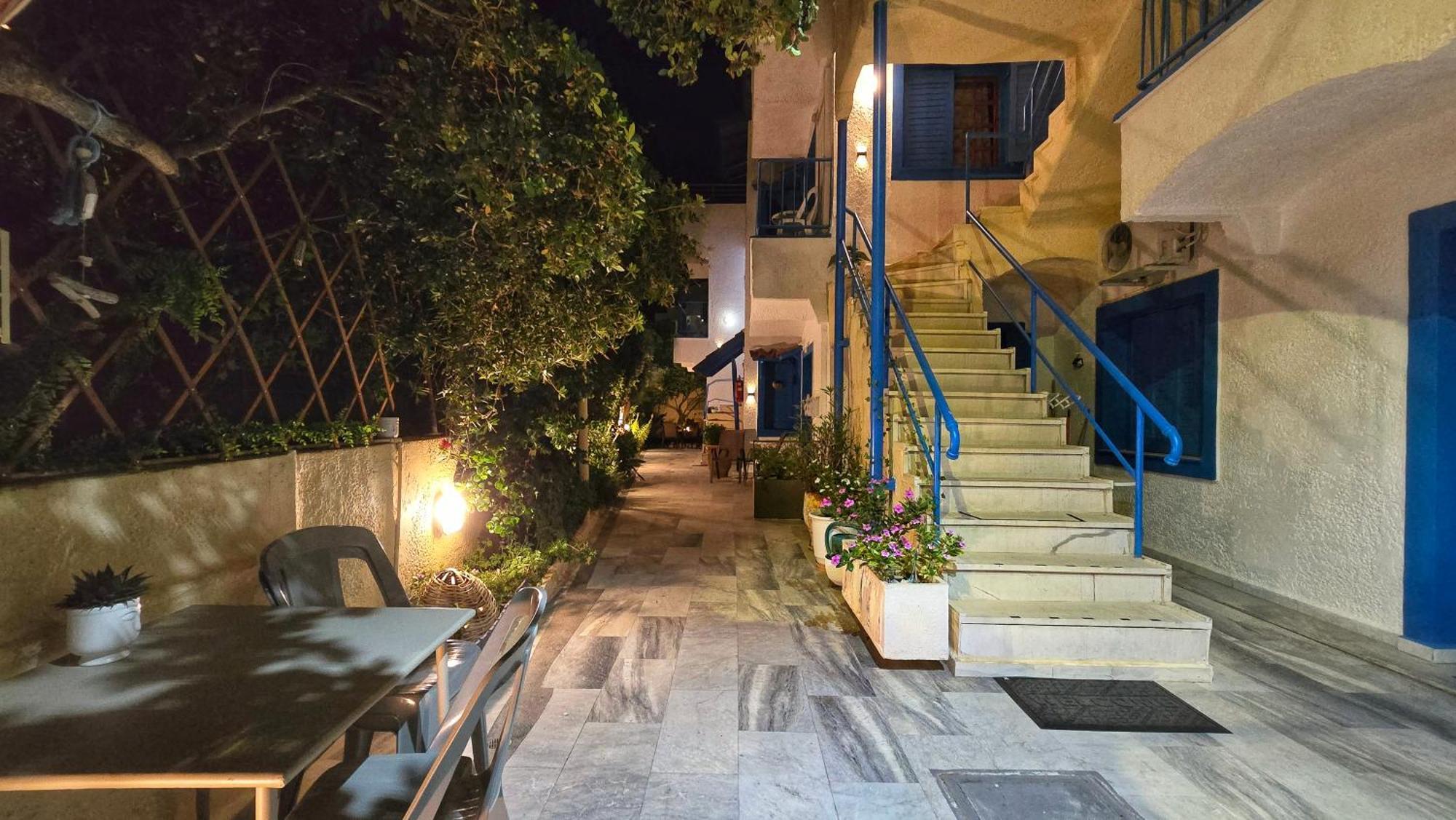 Michele Marie Apts Agia Pelagia  Exterior photo