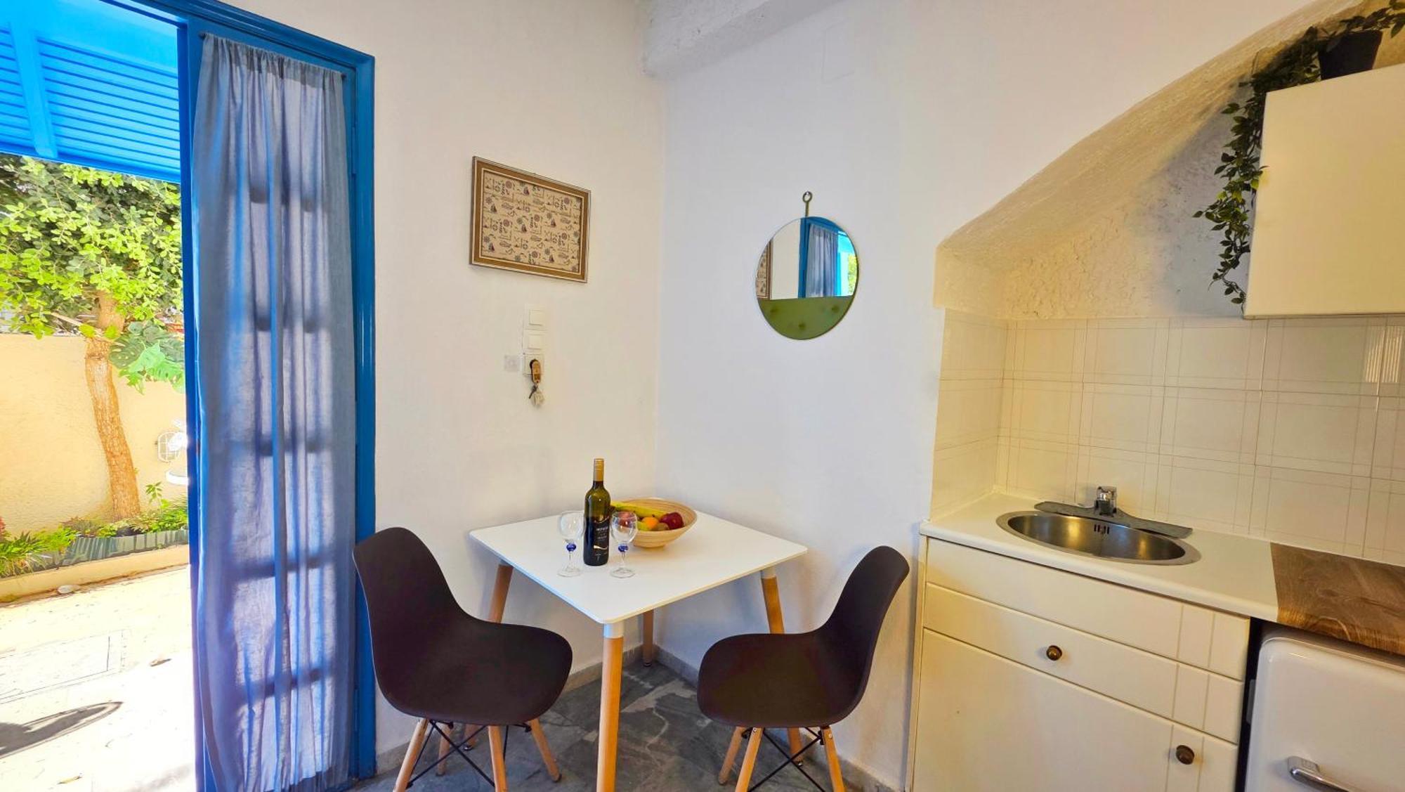 Michele Marie Apts Agia Pelagia  Exterior photo